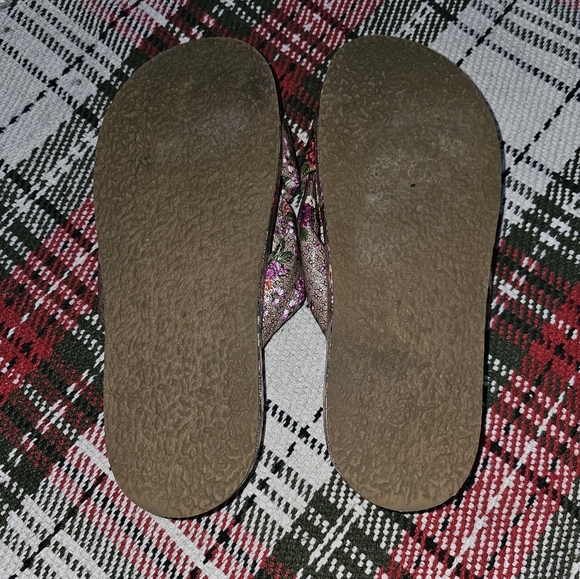 FREE PEOPLE Beautiful Floral Print Strappy Sandals Size 10 EXCELLENT PRE-OWNED! - Picture 5 of 6